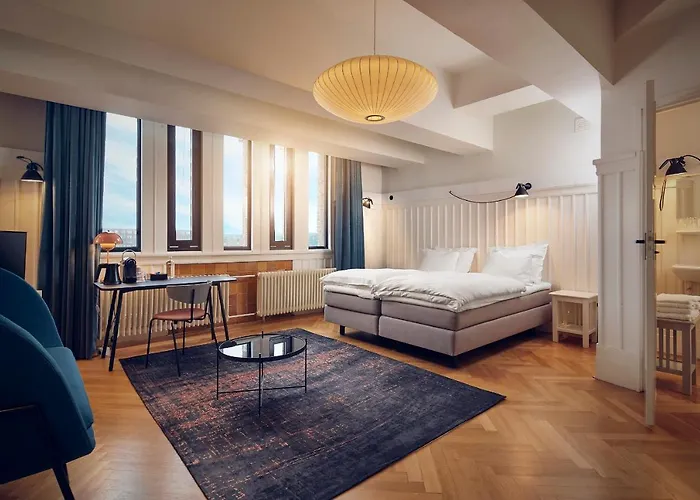 Lloyd Άμστερνταμ