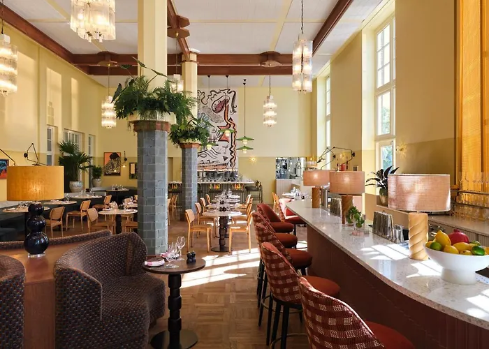 Lloyd Άμστερνταμ