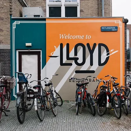 מלון Lloyd