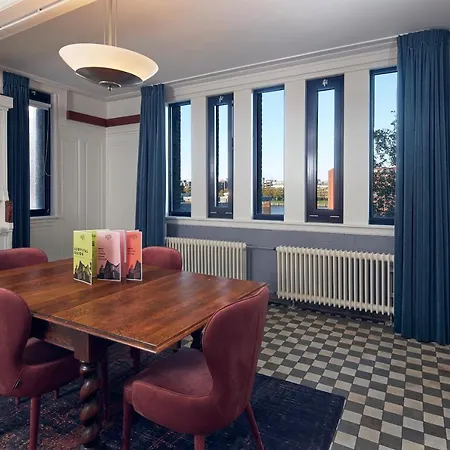 Hotel Lloyd 3*