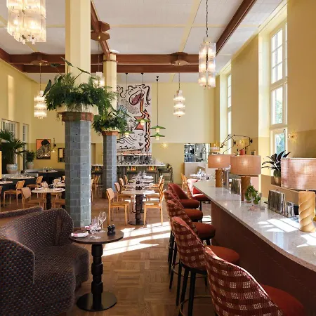 Lloyd 암스테르담