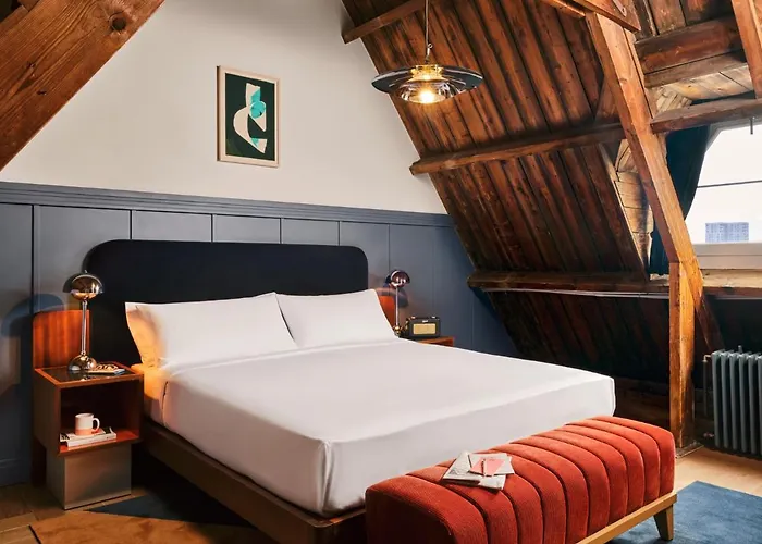 Hotel Lloyd Amesterdão