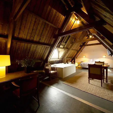 Lloyd Hotel 3*