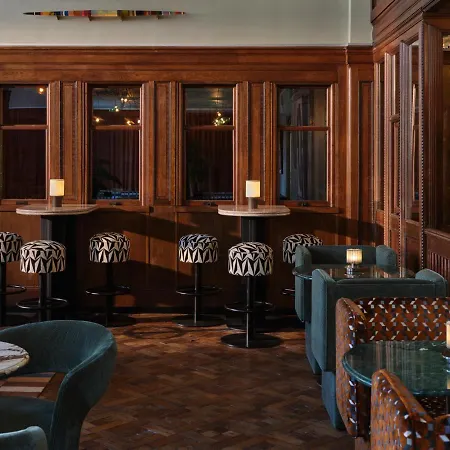 Lloyd Hotel 3*