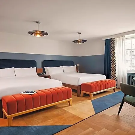 Otel Lloyd