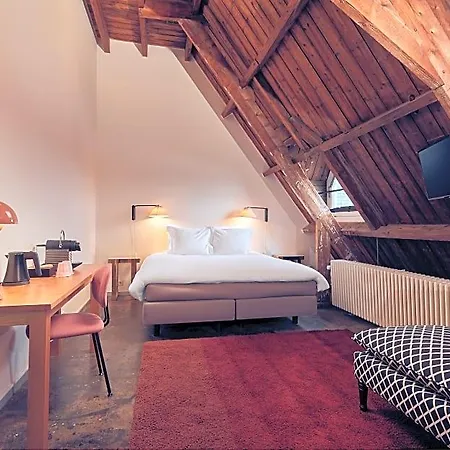 Lloyd Otel 3*