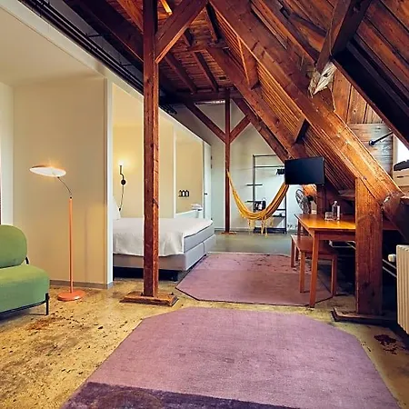 Otel Lloyd 3*