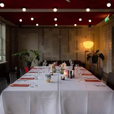 Lloyd Hotel 3*